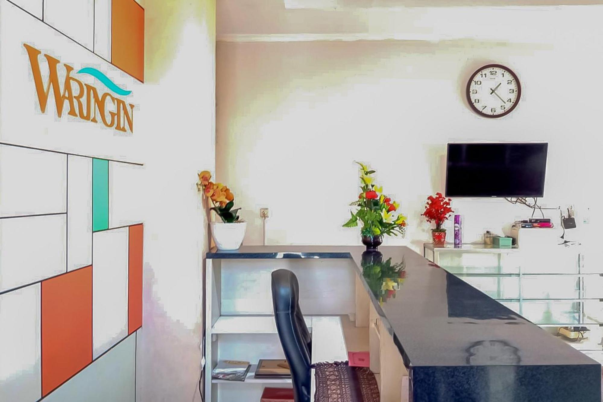 Waringin Guest House Tegal Mitra Reddoorz Exterior photo